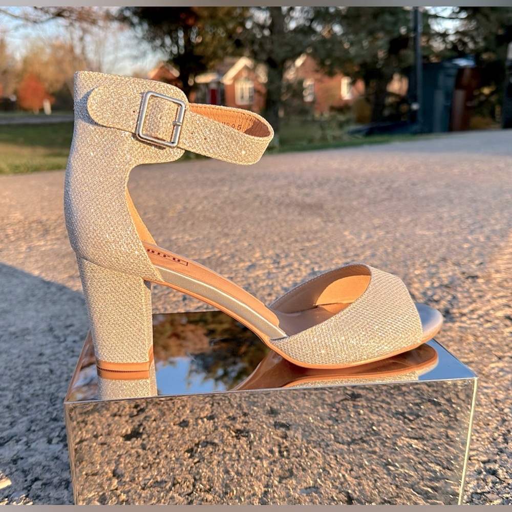 IDIFU! IN3 Candiemi/Holiday/Prom/Sandal/Silver Glitter/Block Heel/Size 9.5